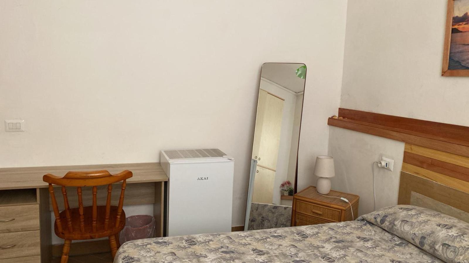 Tripoli Bed & Breakfast อันซีโอ ภายนอก รูปภาพ